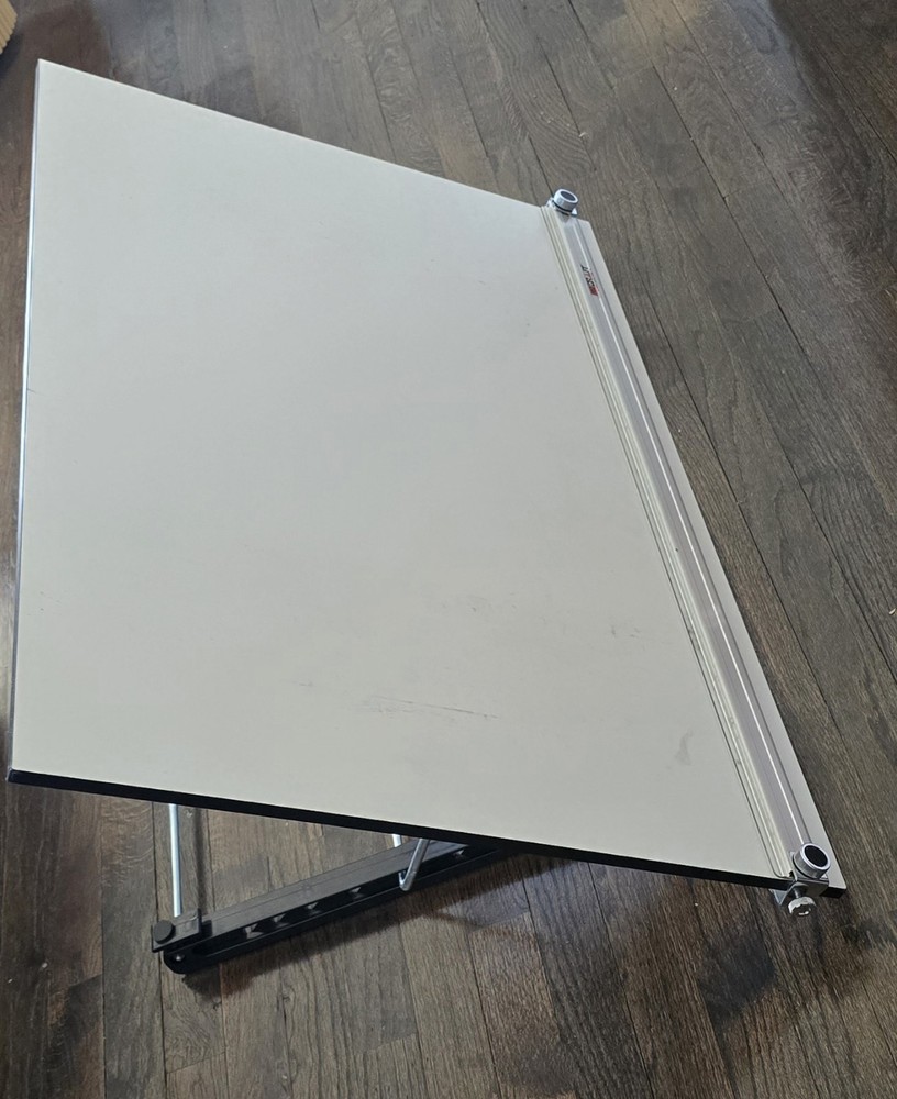 PRO DRAFT Adjustable Drawing Board with Parallel Bar and Metal Frame