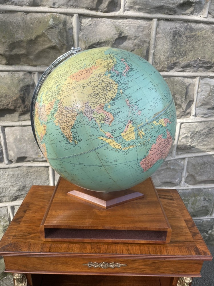Vintage 13.5" Philips Challenge Globe