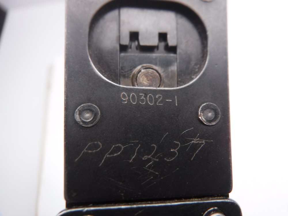AMP 90302-1 Hand Crimp PP1237