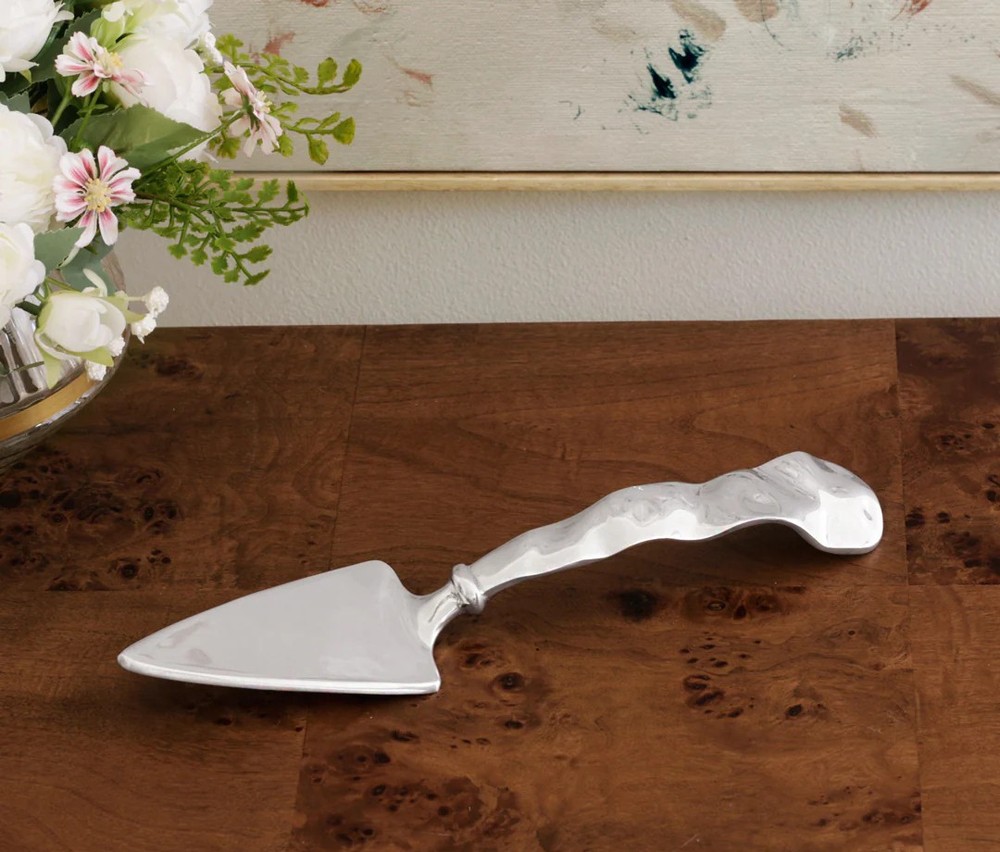 Beatriz Ball - VENTO Cake Server