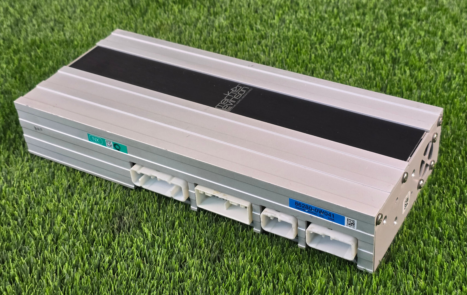 Lexus LS430 2001-2003 86280-0w041 Mark Levinson Amplifier 86280-0w040 Oem used