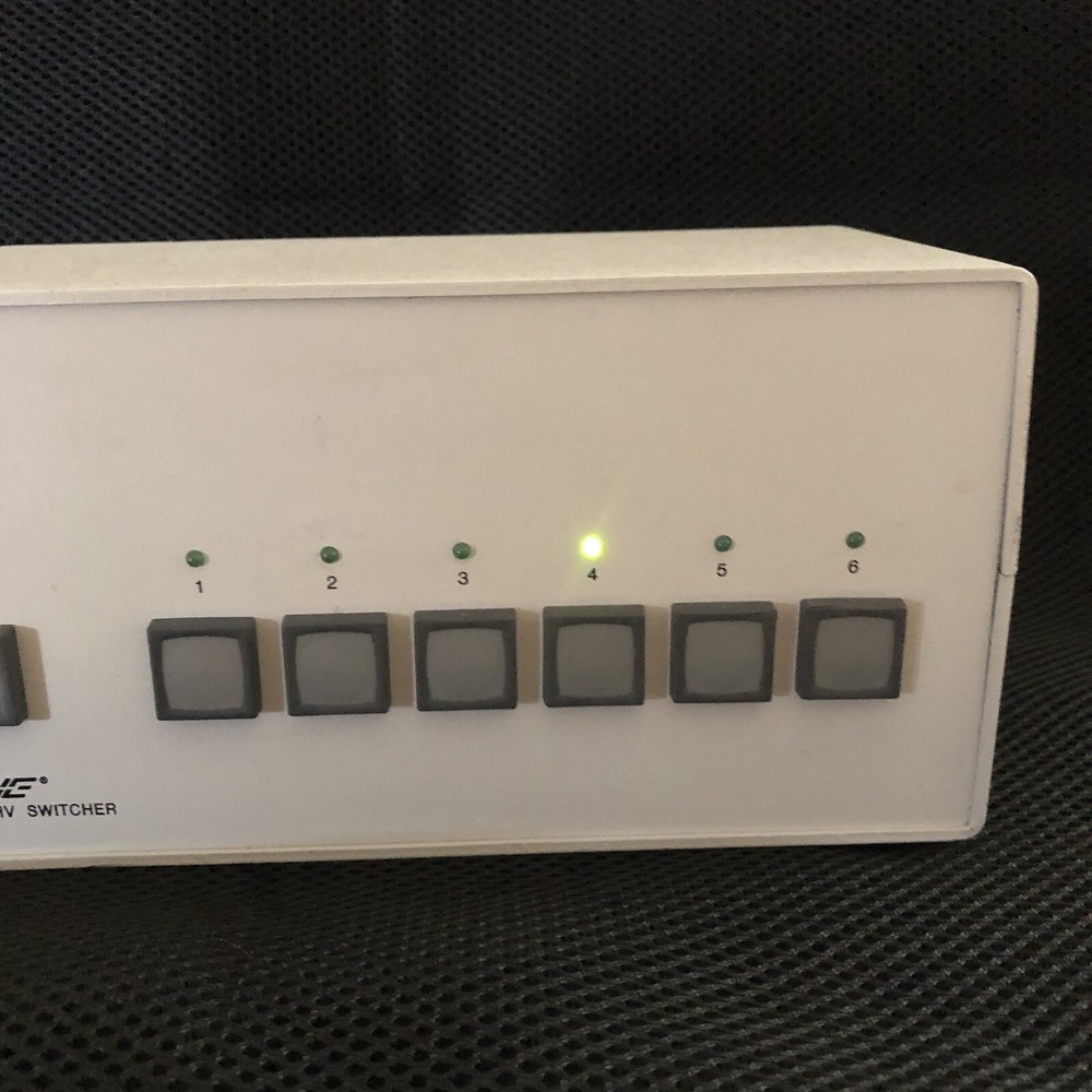 Inline IN3556 RGBHV Analog Switcher 6 inputs. power on. untested