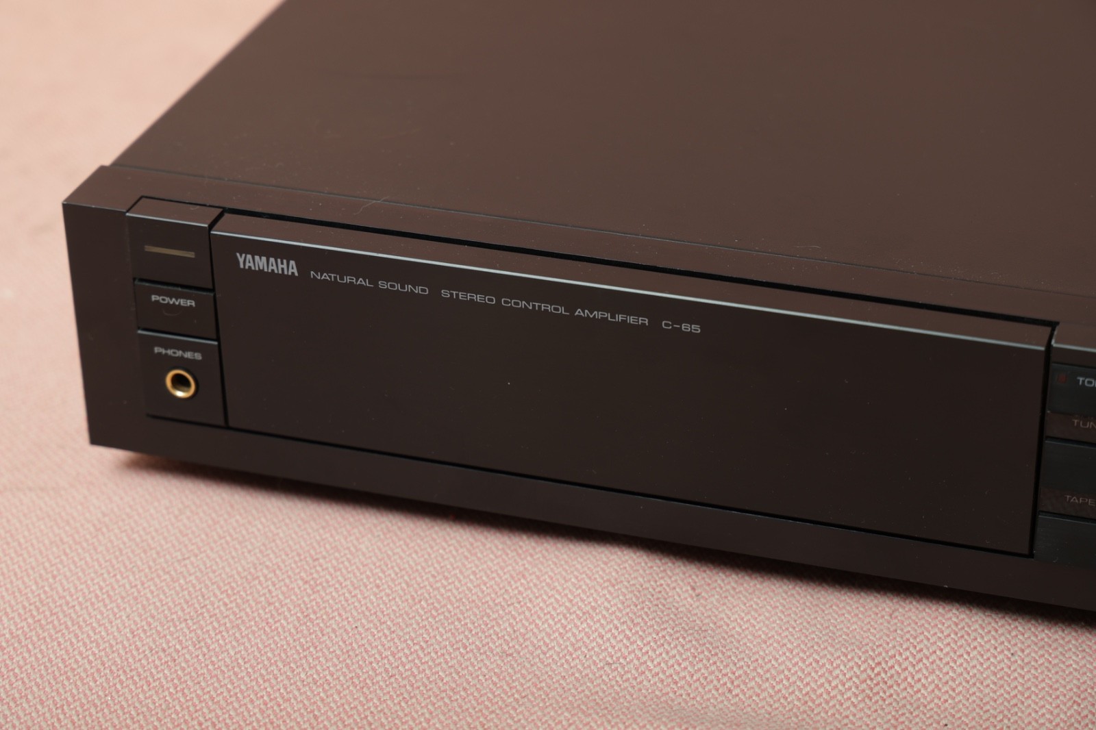 Yamaha C-65 Preamplifier Natural Sound Stereo Control Amplifier Made in Japan