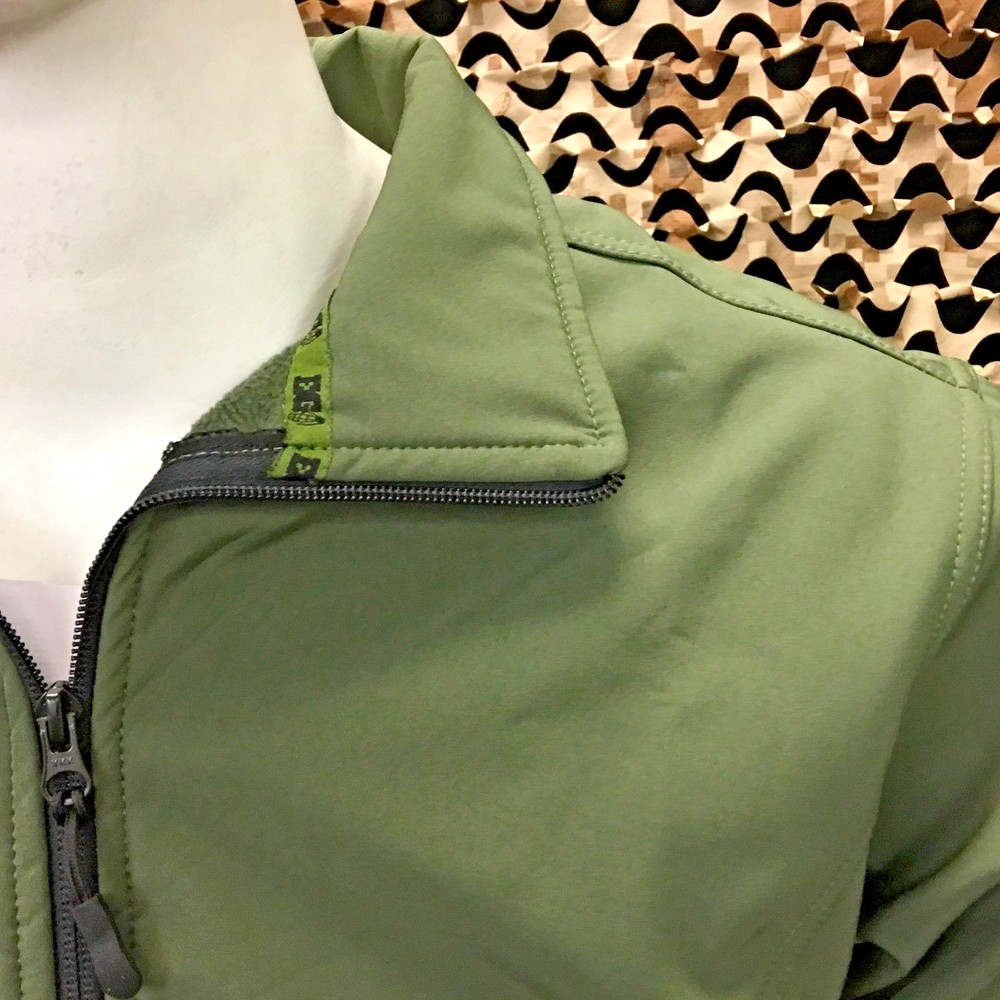 NEW Enola Gaye TechOne Windbreaker Jacket - Olive - Medium