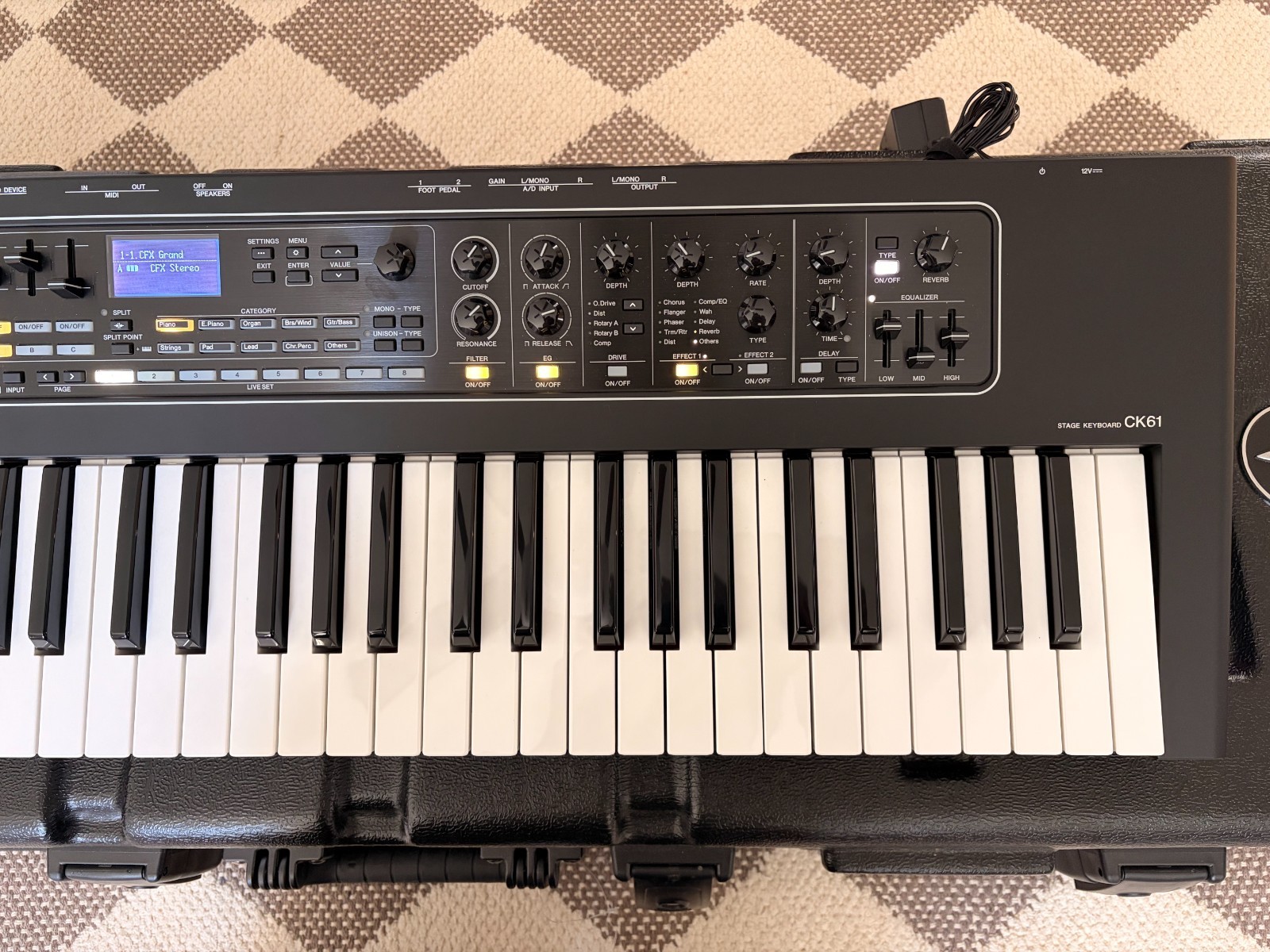 Yamaha CK61 61 Key Stage Piano Keyboard