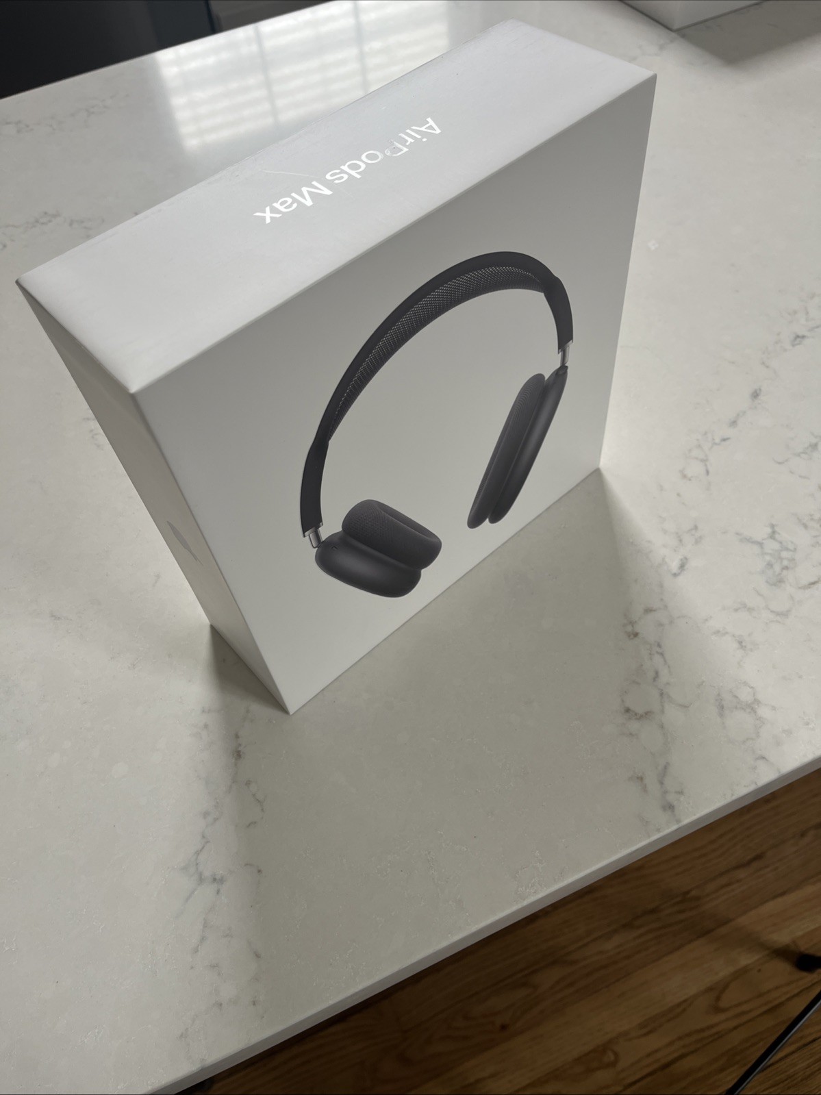 AirPod Max Midnight USD-C Headphones