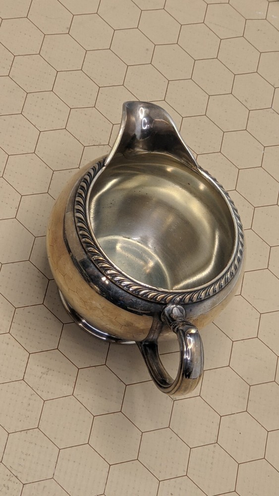 Oneida Fiesta Silver Plated 3" Tall Coffee Or Tea Creamer Pitcher with Handle