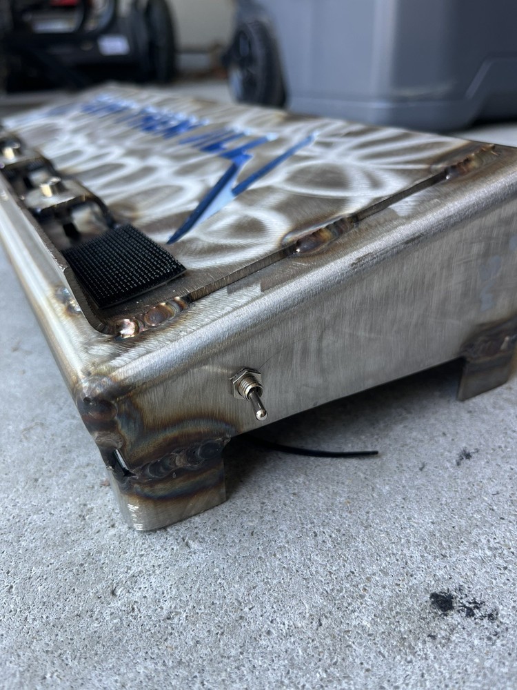 Custom Cliff Burton “ Cliff Them All ” Stompbox Pedal Board