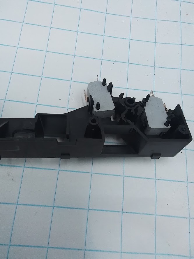 Latch Assembly for GE Microwave GCST10AN2SS
