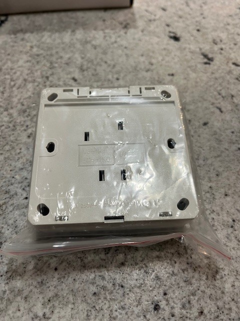 Olide Auto Single Hardwired Push Button Switch