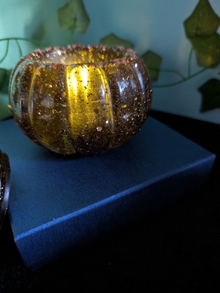 Decorative Pumpkin Tealight Holder (Epoxy Resin)