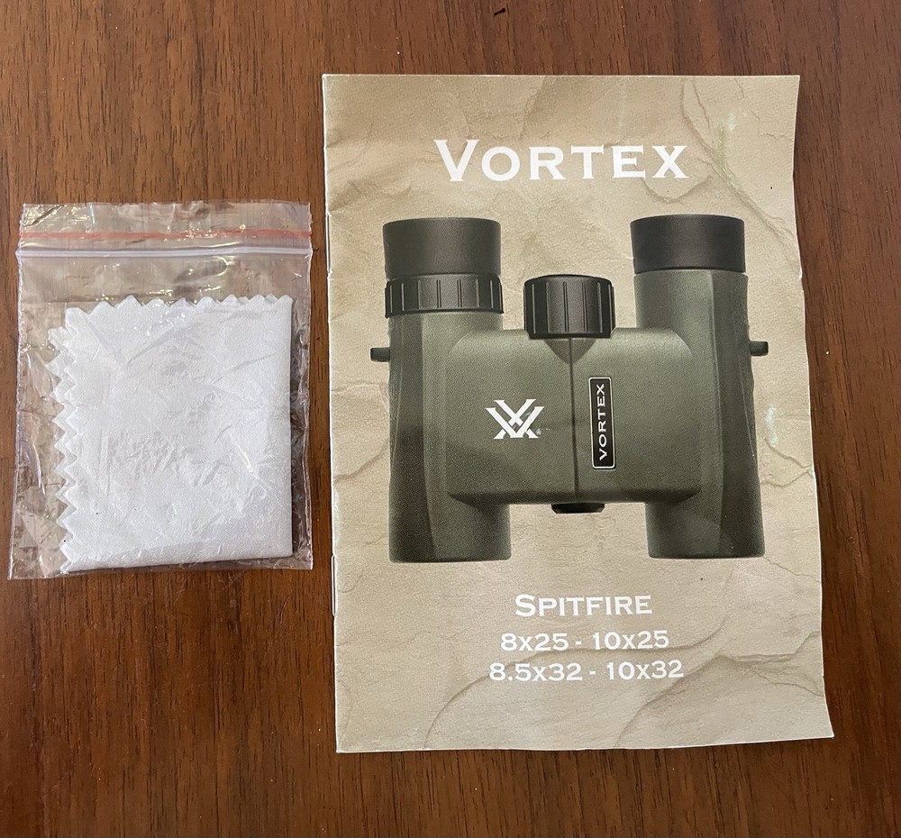VORTEX SPITFIRE 8.5 X 32 Binoculars Strap Case Discontinued Birding Lightweight