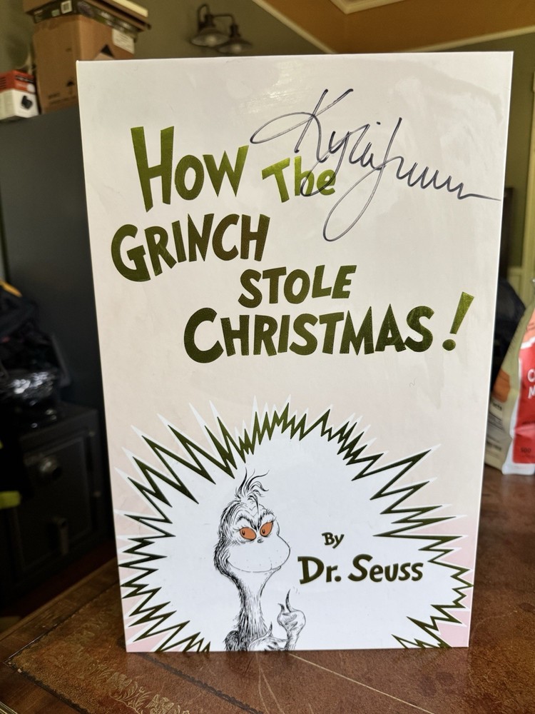 Kylie Jenner x The Grinch PR Box Set SIGNED Holiday Collection Makeup Set Rare