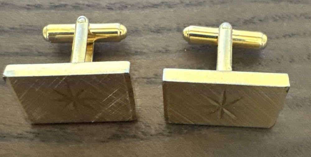 2 X Pair Retro Gold Tone Cut Etched Themed Rectangle Cufflinks