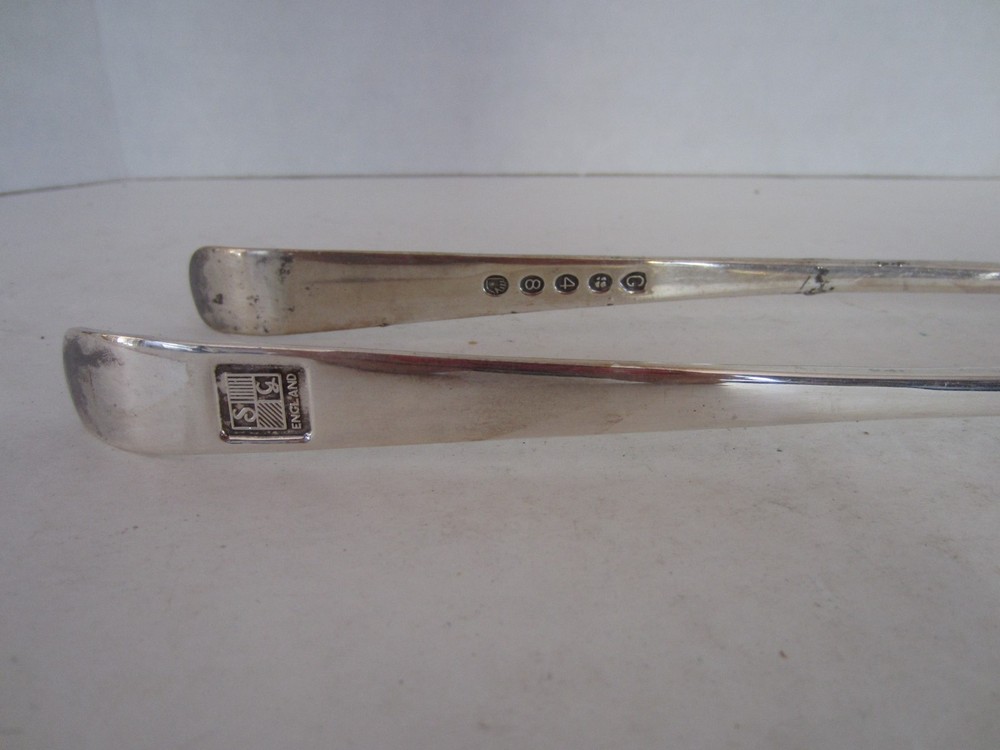 2 Candle Snuffers "Cavalier Helmet" Style Gerity G48 & Silver Guild Kirks Ltd