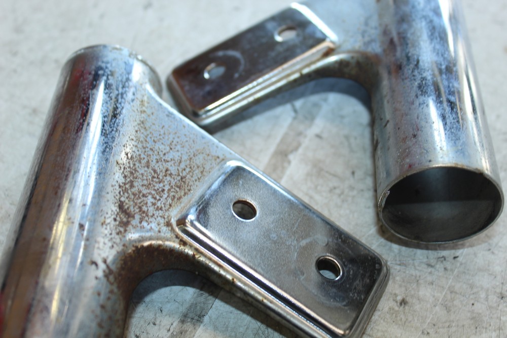 1979 Yamaha XS1100 FORK EARS MOUNT LEFT & RIGHT