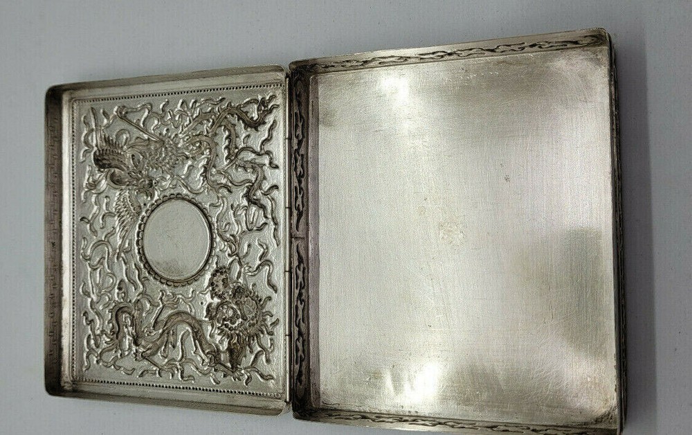 ANTIQUE BEAUTIFUL SOLID SILVER CIGARETTE CASE DRAGON & JADE SCENE 132.6 G. /B090