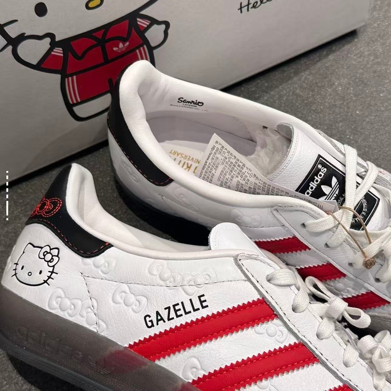 adidas Originals x Hello Kitty Gazelle Indoor W 50th Anniversary II0013