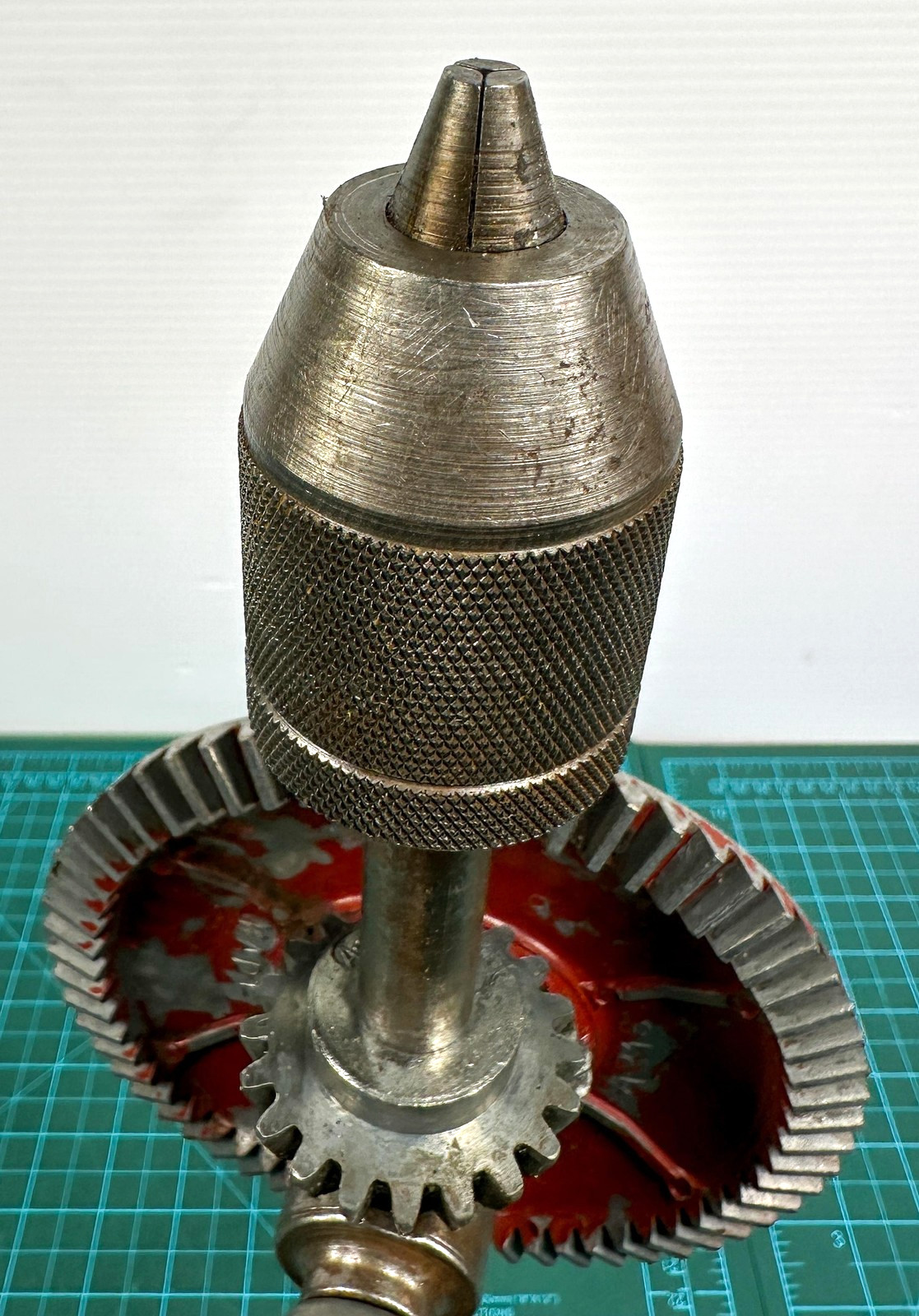 Vintage Hand Crank Eggbeater Shoulder Brace Drill Tool A218 Red Made In USA