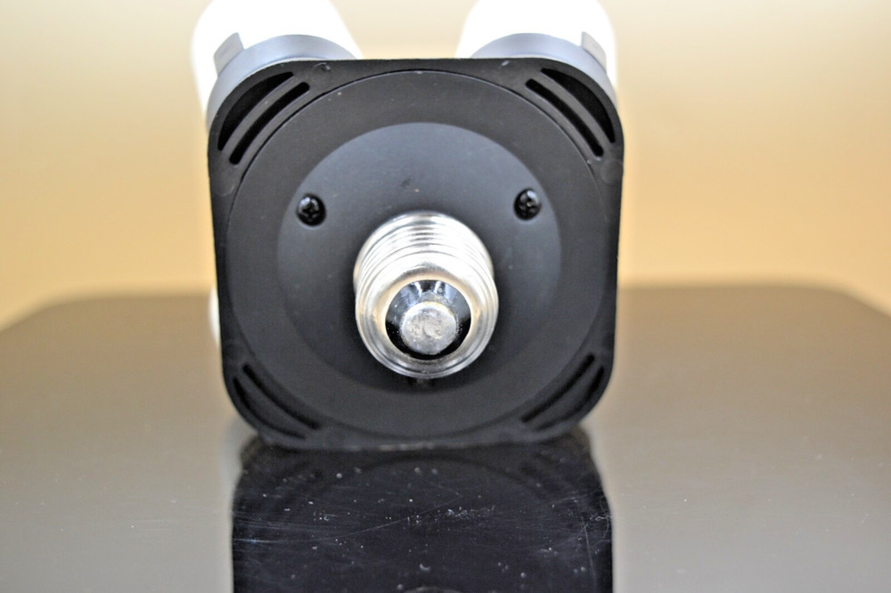 Unbranded (413) 4-light socket adapter