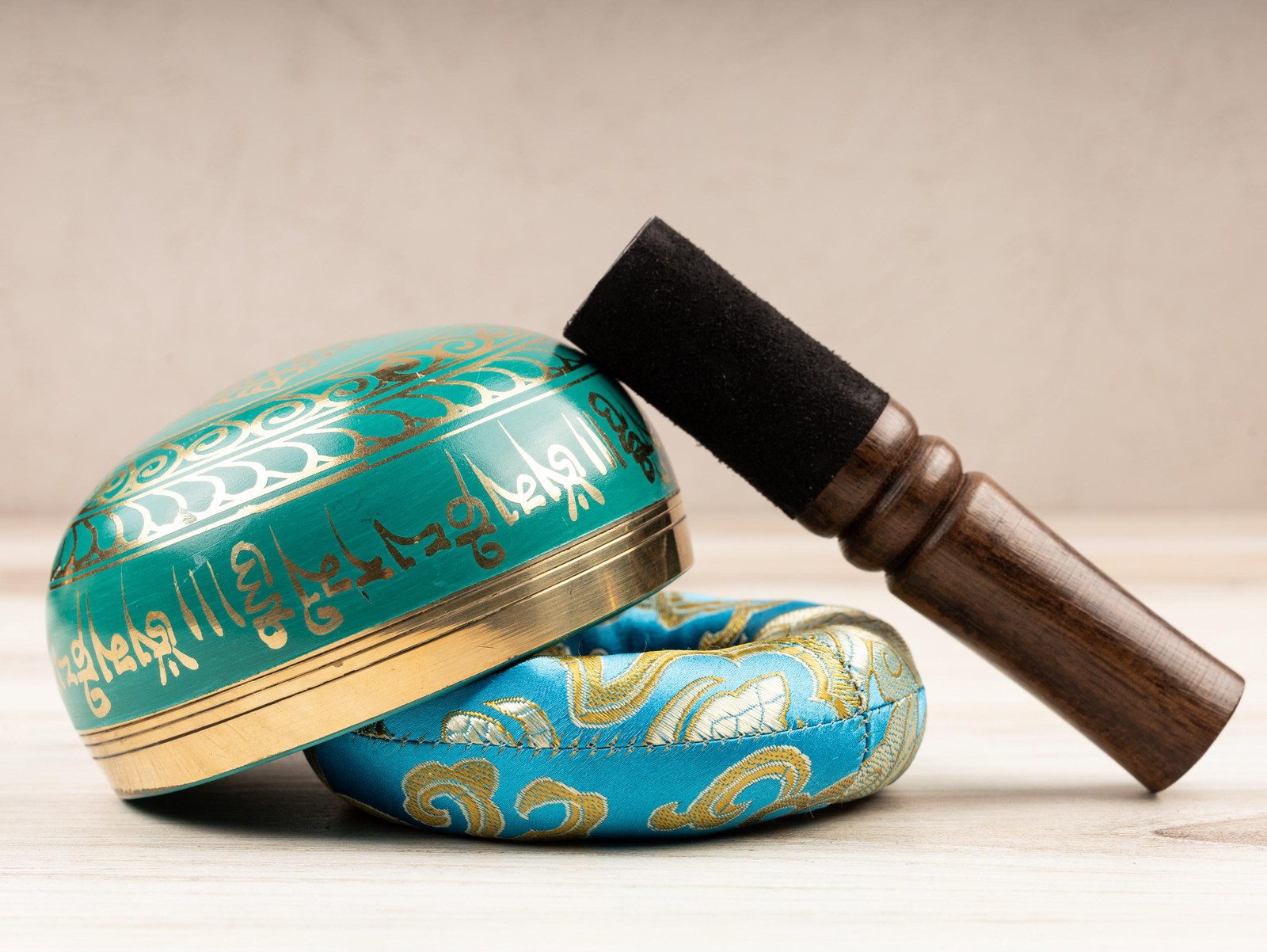 Tibetan Singing Bowl Turquoise Set, Made in Nepal, Sound Bowl, Chakra Healing