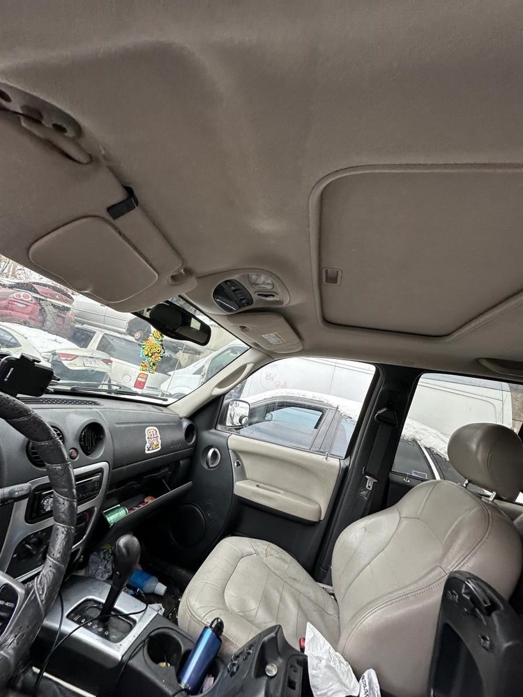 2003 LIBERTY Third Brake Light Tested OEM