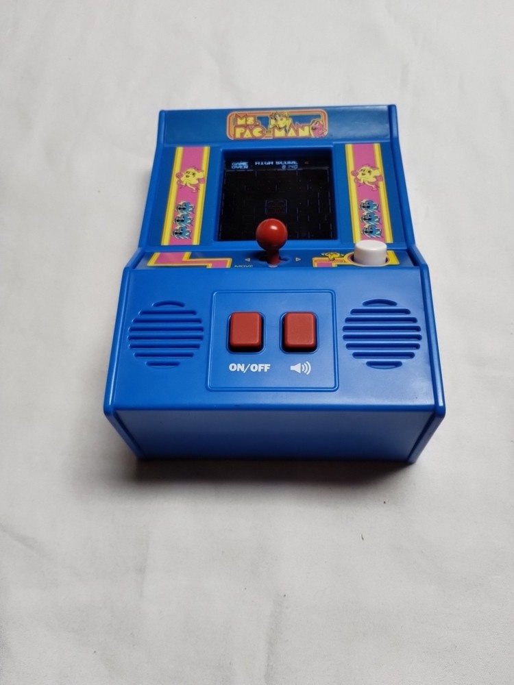 Mini Arcade Machine Featuring Ms. Pac-Man Unique 2018 (Batteries Included)