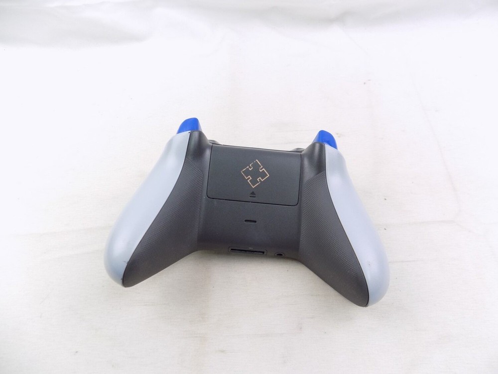 Like New Microsoft Xbox Wireless Controller Gears 5 Kait Diaz