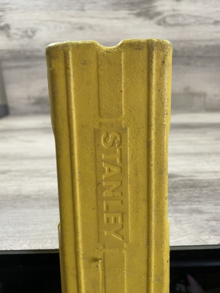 Stanley Contractor Level Hard CASE Yellow 50.5” Building Construction