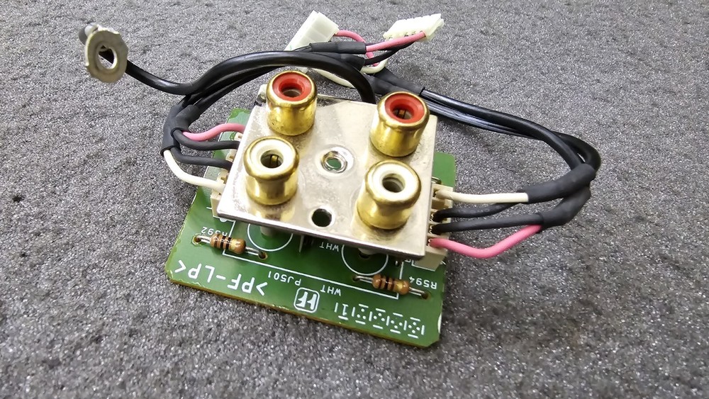 Sony MDS-JA333ES. Analog Input/Outputs
