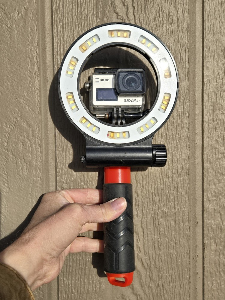 Seafrogs SL-109 ring dive light fitted with an action camera,