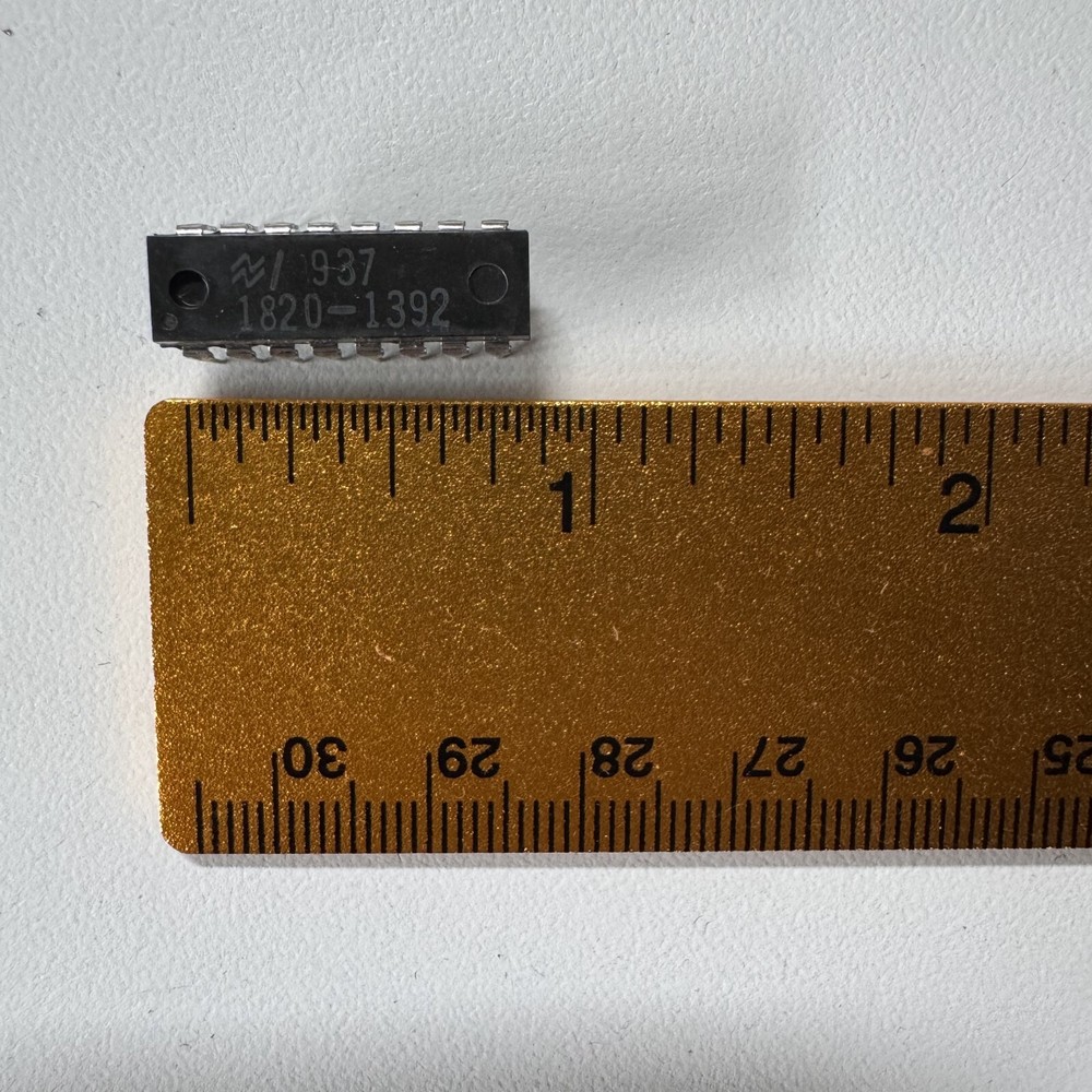 HP / AGILENT 1820-1392 integrated circuit ic