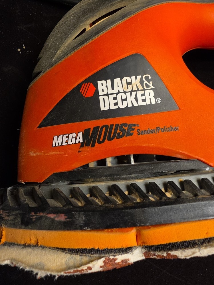 Black and Decker Sander Polisher MS700 With Case +