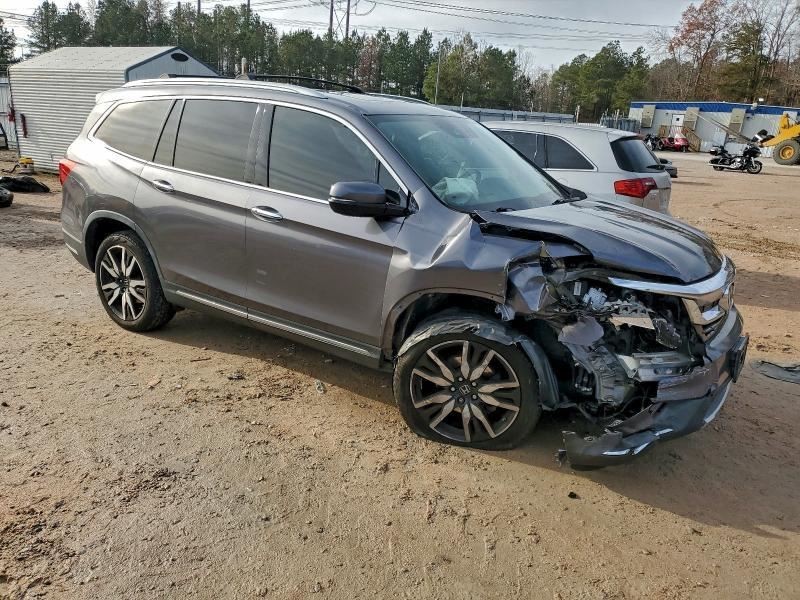 PILOT 2019 Glove Box 3146471