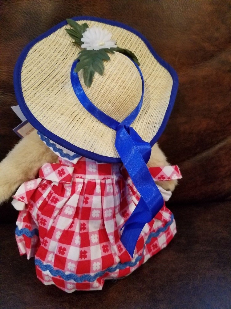 *Muffy VanderBear, Picnic bear