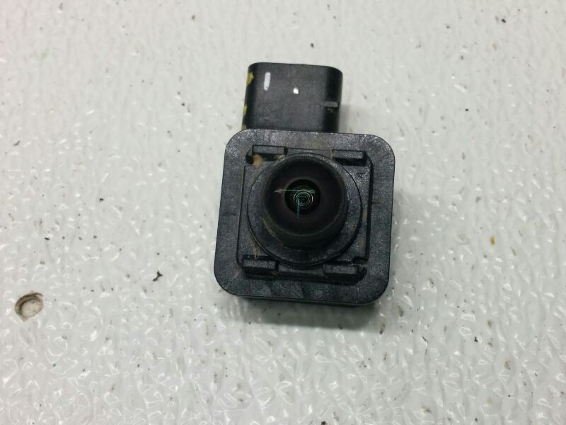 Camera/Projector Camera Rear Fits 17-19 EXPLORER 740926