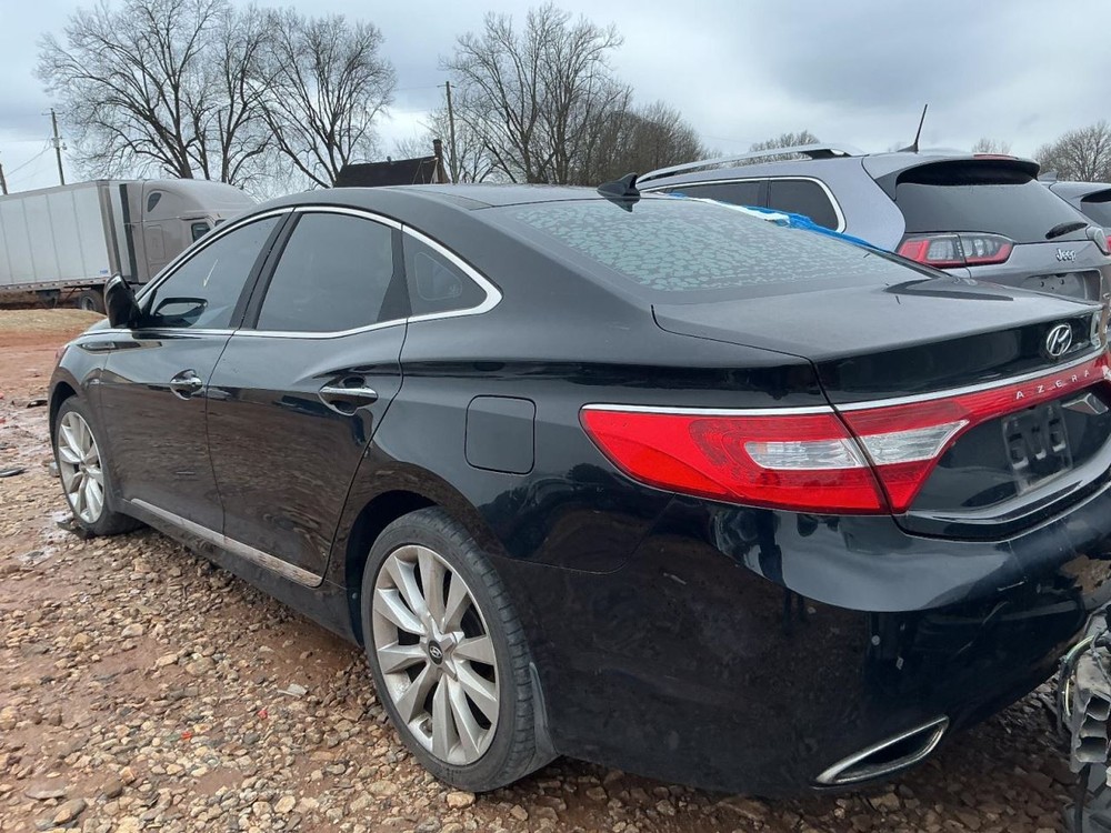 Fuse Box Engine Compartment Fits 14 AZERA 4935429