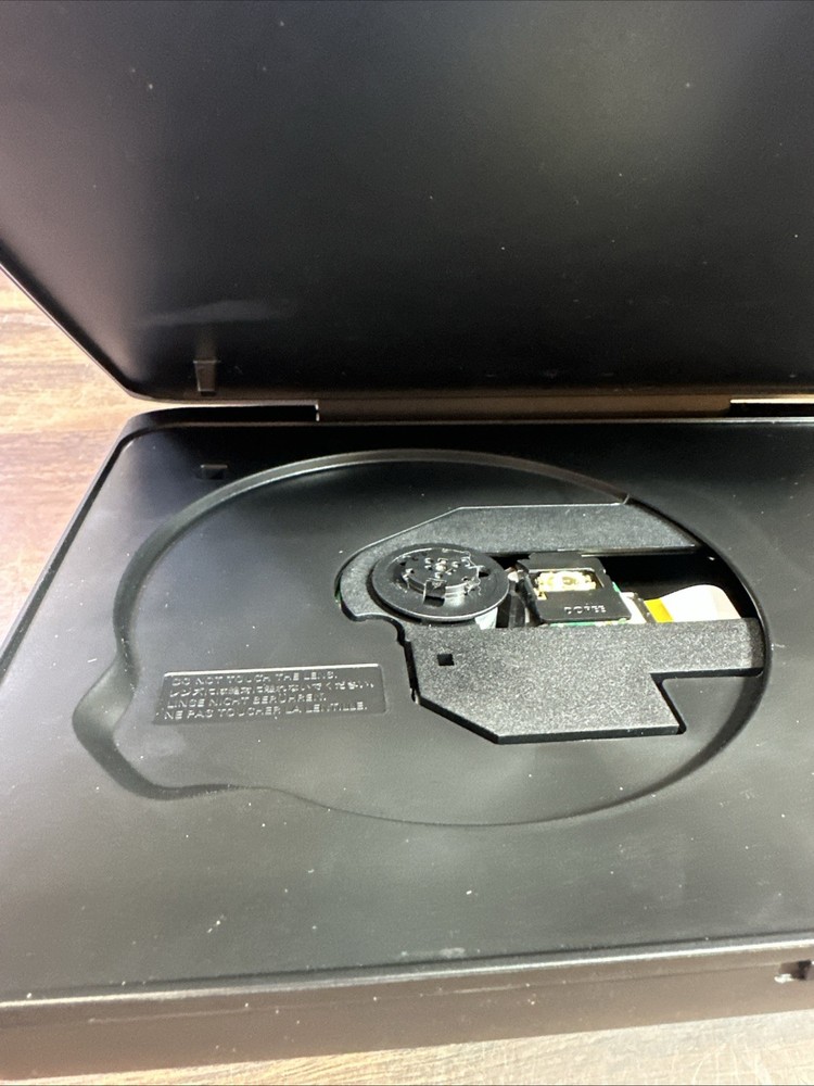 Philips PD9012M/37 9" LCD Portable DVD Player, Does Not Include Second Screen