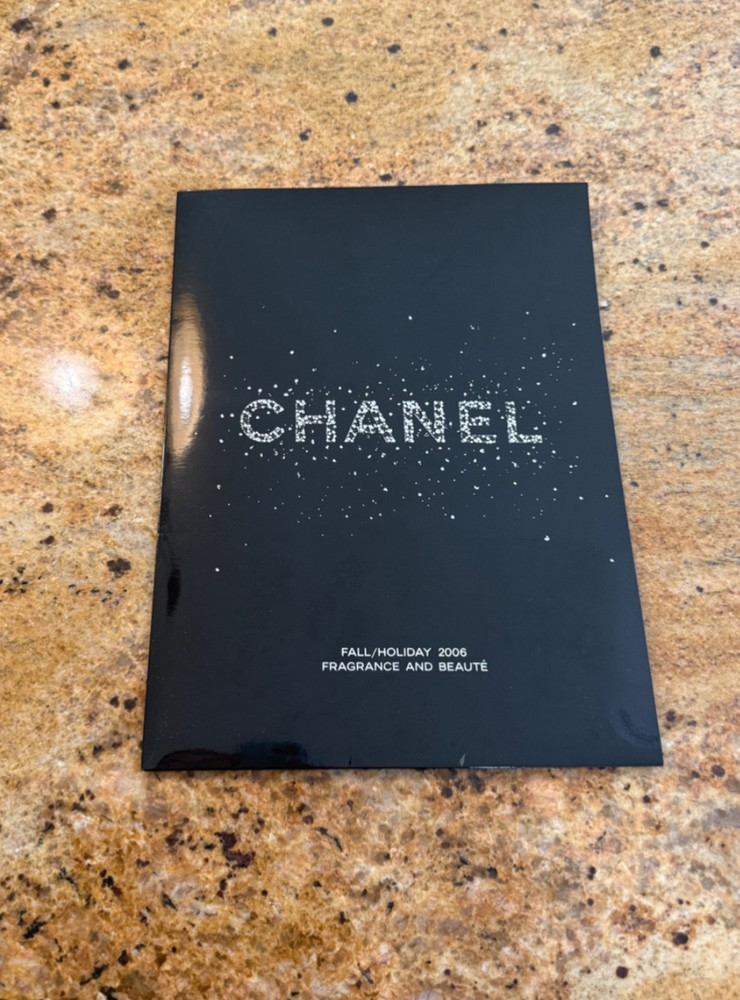 CHANEL Authentic Black Logo Folder