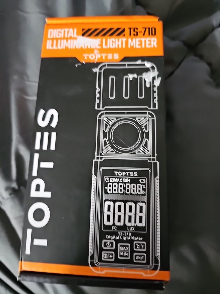 TopTes Meter TS-710 Digital Light Meter with 180 Degree Rotating Sensor New