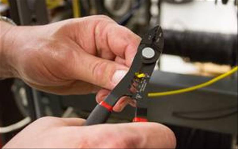 Lisle 68280 Professional Wire Stripper Crimper - Compact Multi-Function Pliers