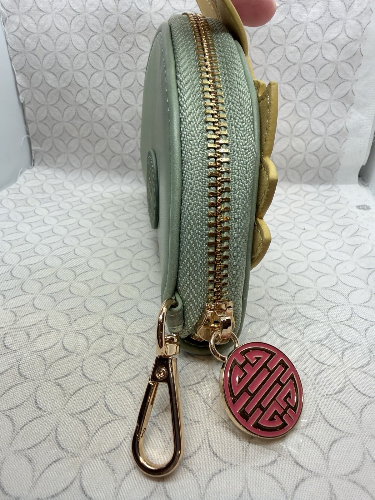 Boxlunch Her Our Universe Disney Mulan Comb Figural Coin Purse Cosplay