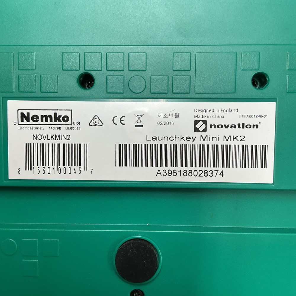 Novation Launchkey Mini MK2 USB MIDI Keyboard Controller