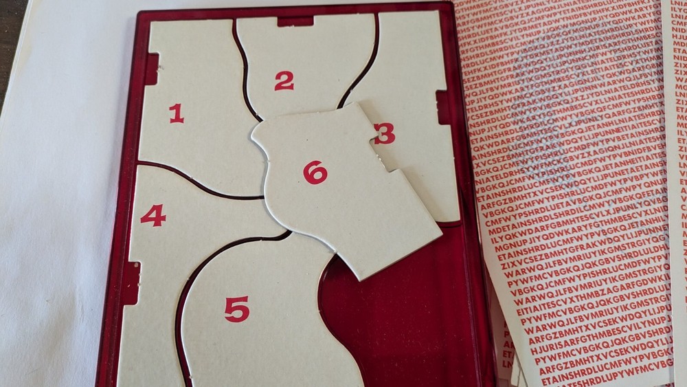 1962 Game Make A Face Milton Bradley