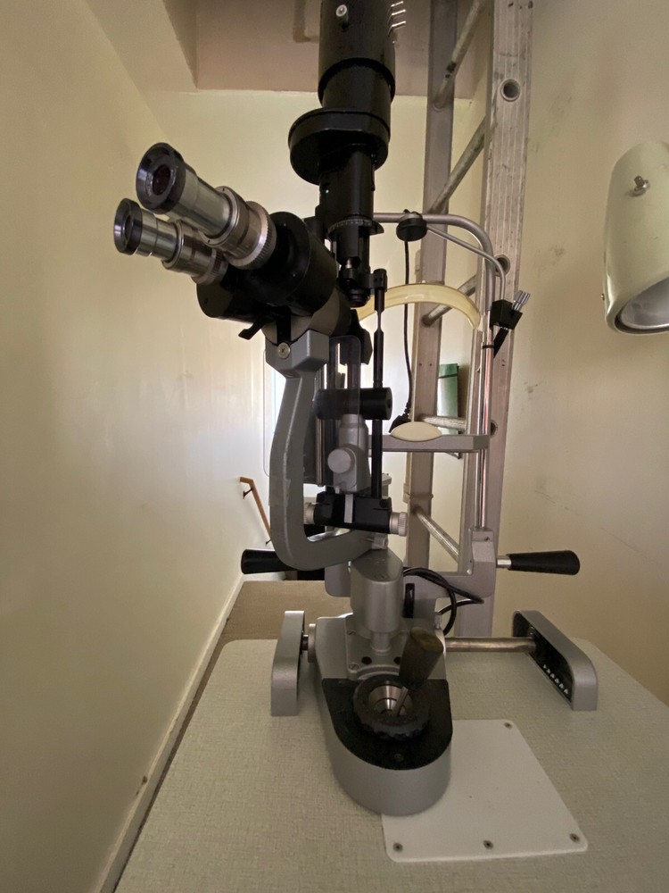 Slit Lamp Mentor Type Complete Ophthalmology & Optometry