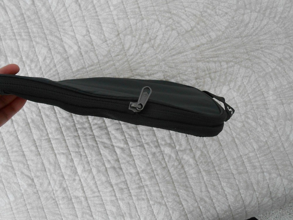 Eagle Creek Black Pack-It® Isolate Compression Cube Size-S, NWOT