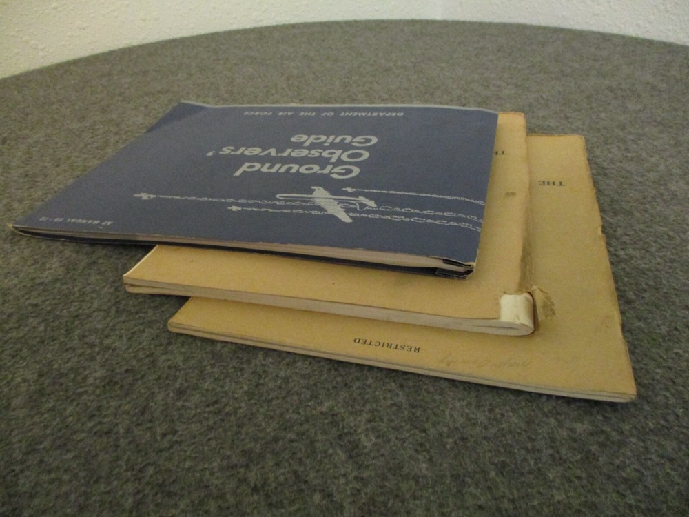 USAF KOREAN WAR LOT-3 GROUND OBSERVERS GUIDE+COUNTER INTELLIGENCE SCHOOL WRITING