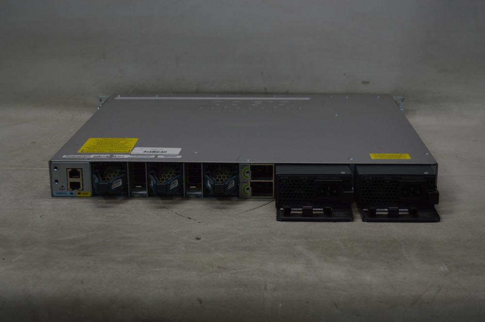 Cisco Systems WS-C3850-48U-E-V06 Network Switch