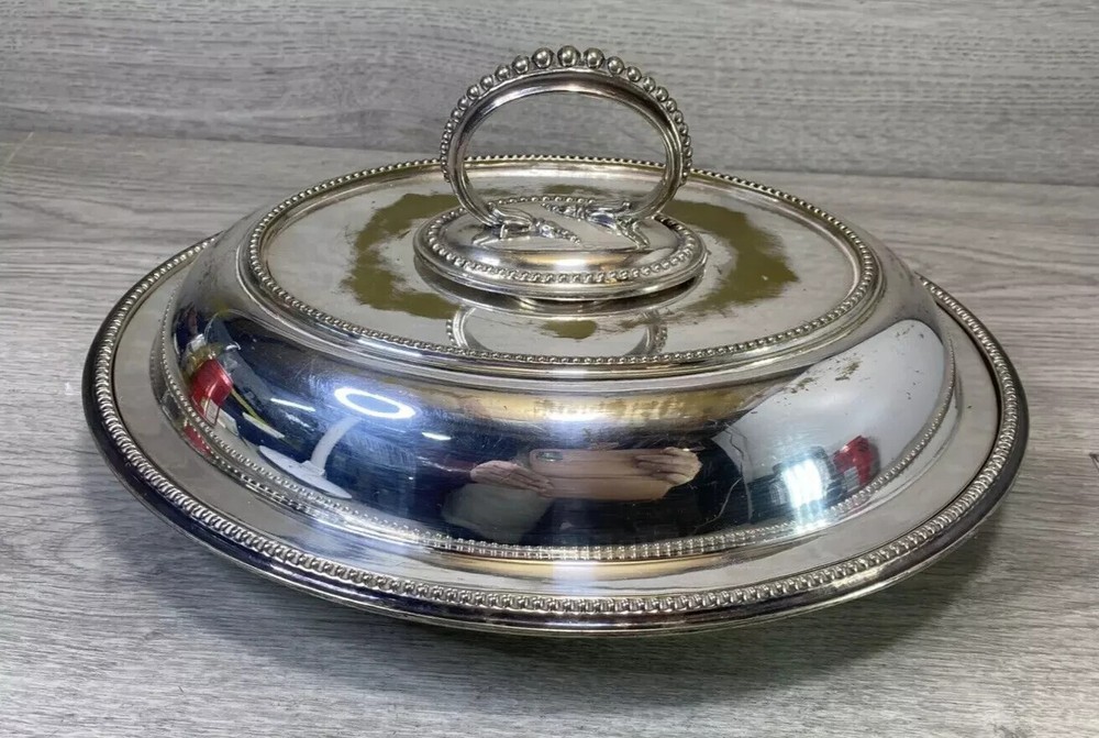 Victorian walker & hall silver Plated Serving Dish with Lid sheffield