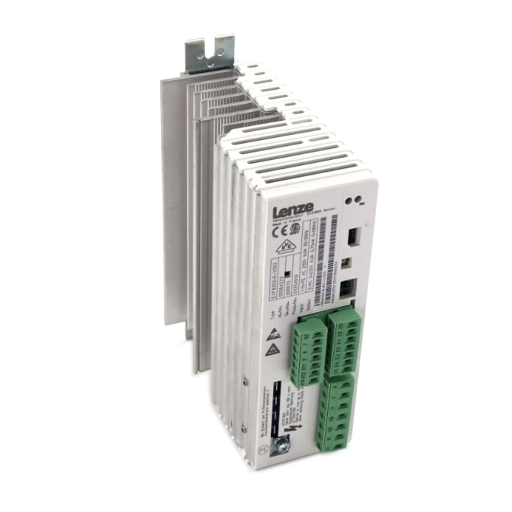 One Brand New LENZE EVF8202-E Frequency Inverter Driver